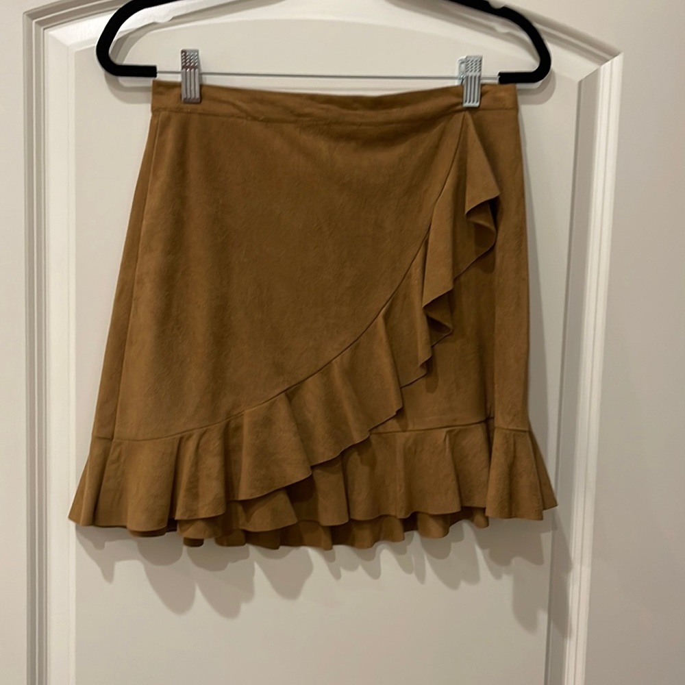 BB Dakota ruffle suede skirt